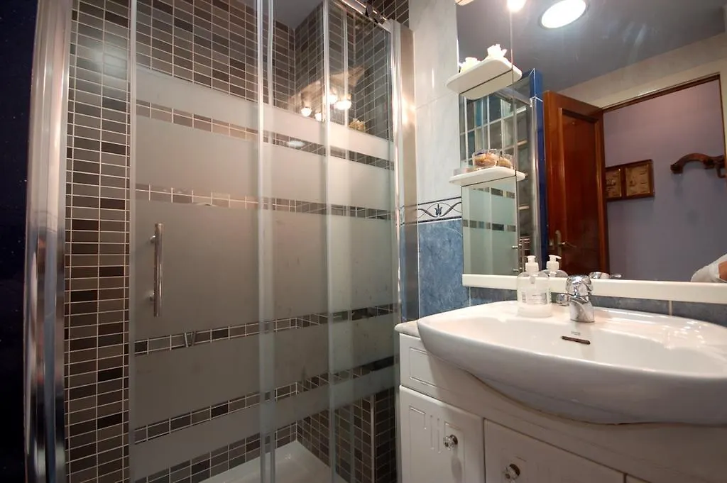 Lets Holidays Apartment Pool Terrace Тосса-де-Мар