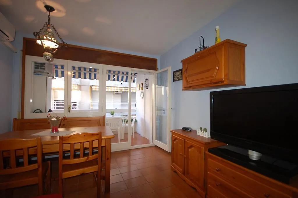 Lets Holidays Apartment Pool Terrace Тосса-де-Мар Испания